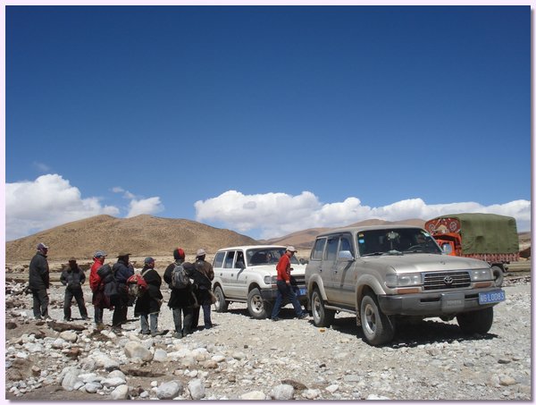 Die Leute aus Dolpo gehen jedes Jahr im August zum Grosseinkauf nach Tibet.JPG