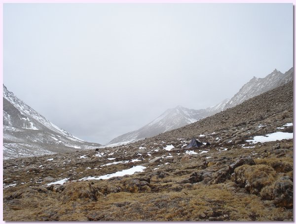 Grenze des Oberen Dolpo zu Tibet, der Pass heisst Khungla.JPG