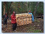 Bauholz wird im Shey Poksumdo National Park geschlagen.JPG